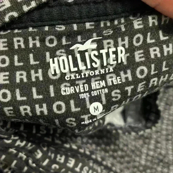 Dark Gray Hollister Tee - Picture 3 of 3